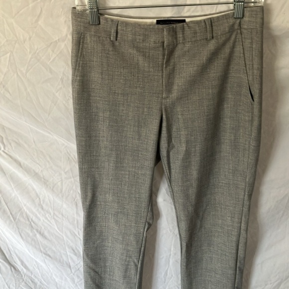 Banana Republic: Gray Ryan Curvy Fit Straight Leg- 2 - Picture 8 of 16